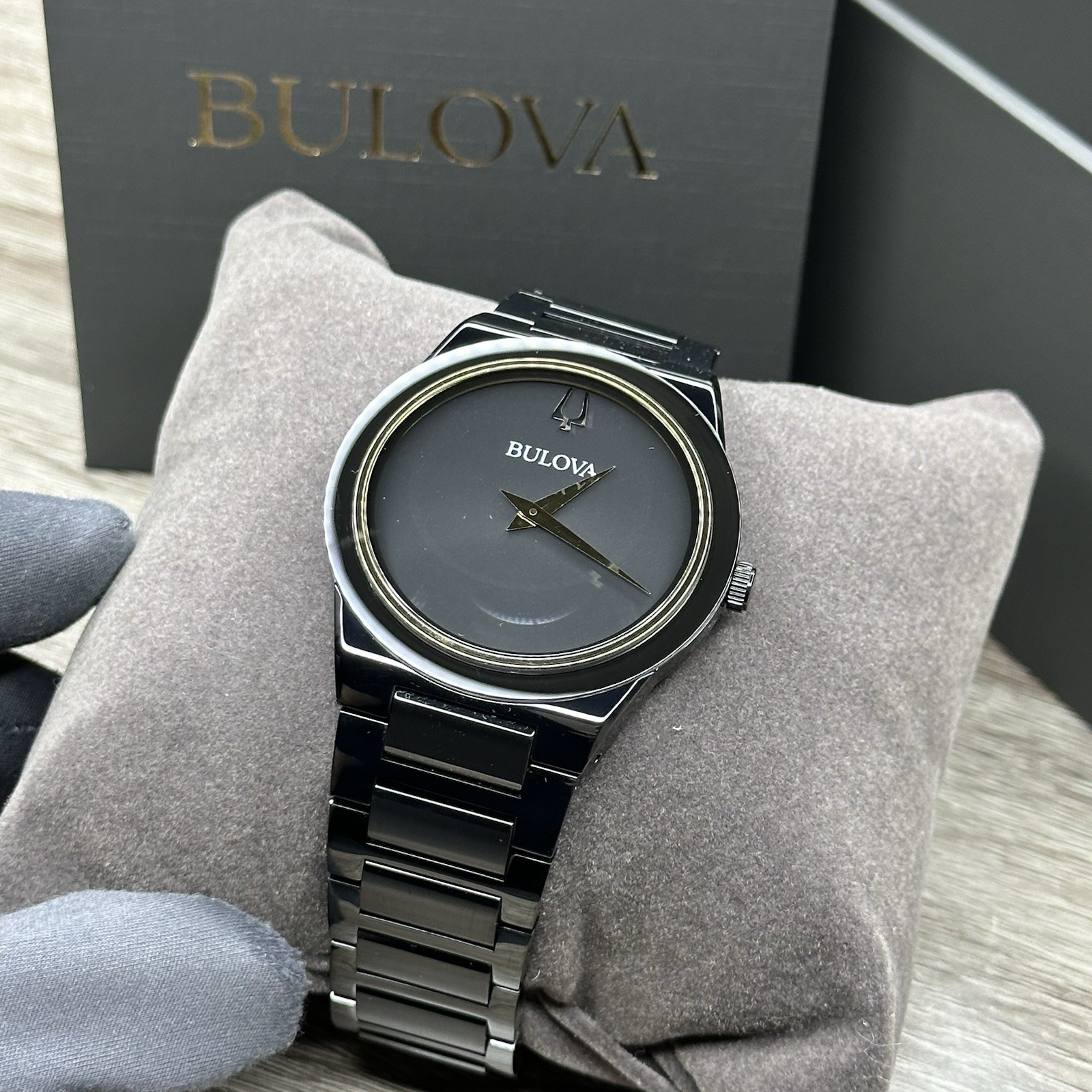 NEW✅$650✅ Bulova Millennia Slim Elegant Black Stainless Steel Men’s Watch 98A313