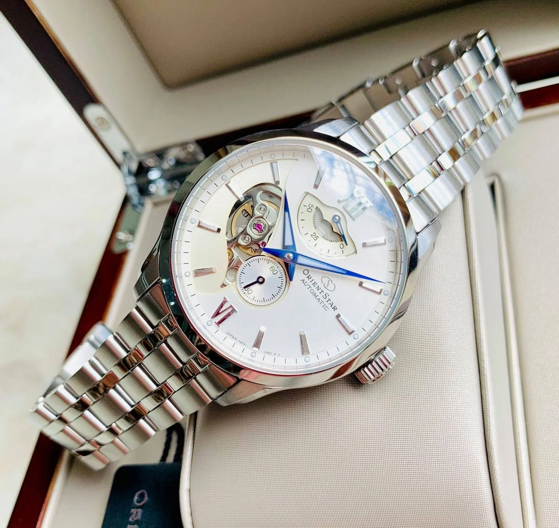 Orient Star Automatic Silver Dial Men’s Watch Power Reserve RK-AV0B01S