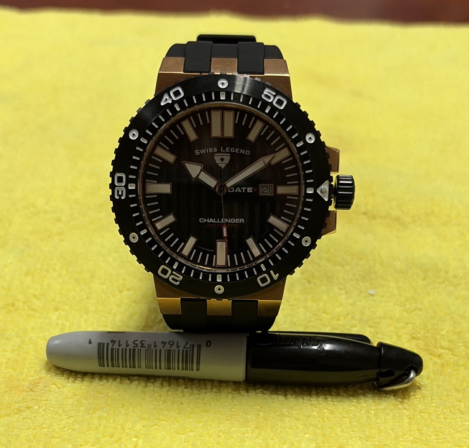 Swiss Legend Challenger Men’s Quartz Sapphire Diver 200m 47mm Black/Gold