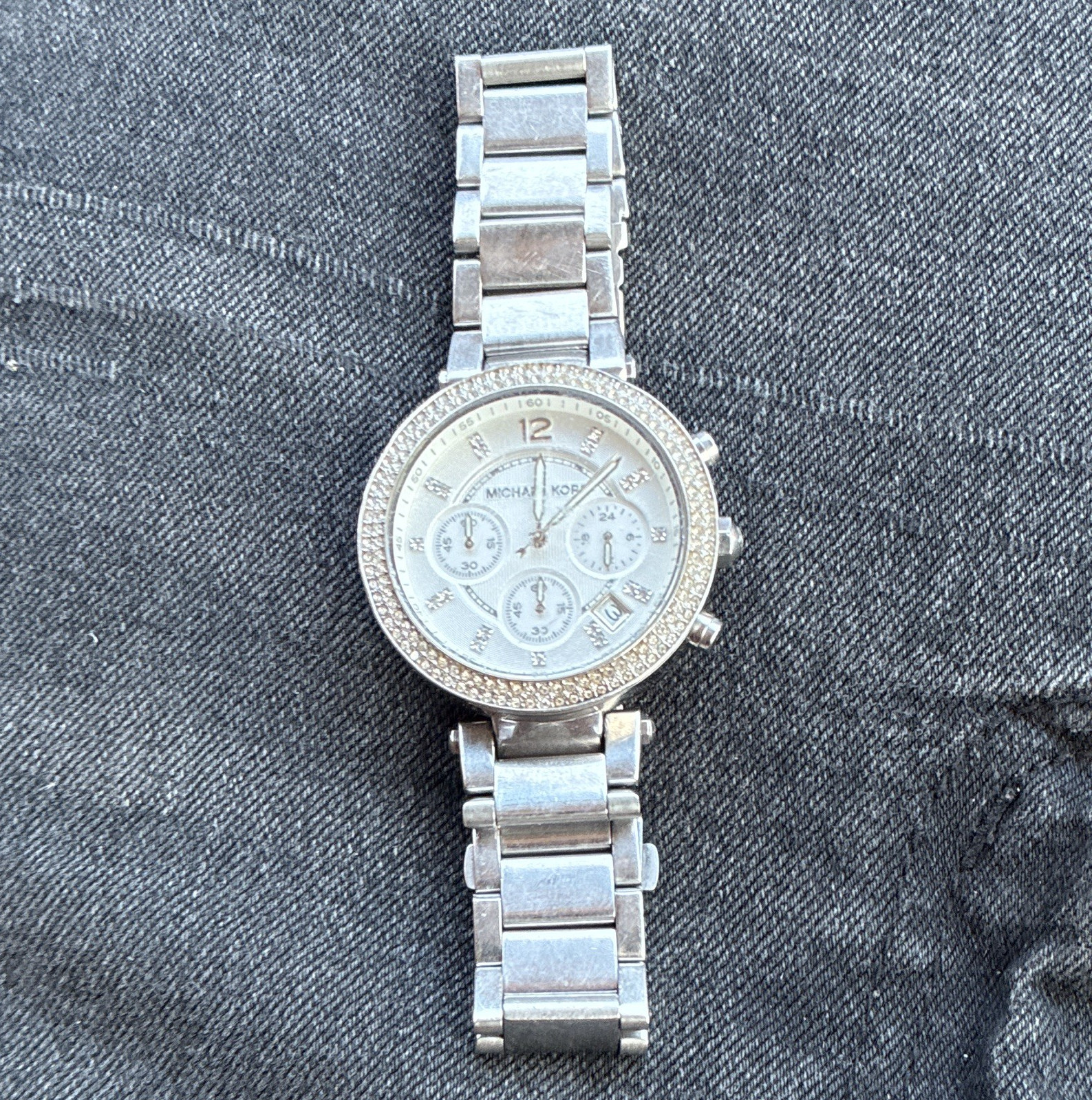 Michael Kors Womens Chronograph Quartz Date Silver Bracelet Crystal Bezel