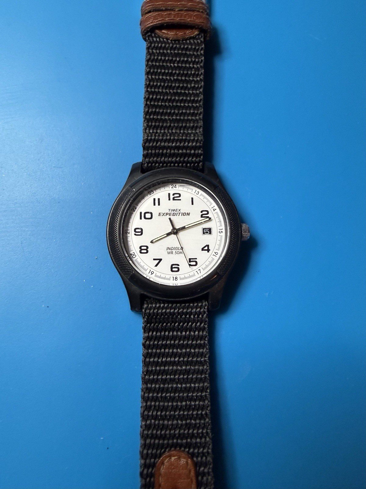 Timex Expedition Indiglo Quartz Watch 50m Date Black Case White Dial Nylon