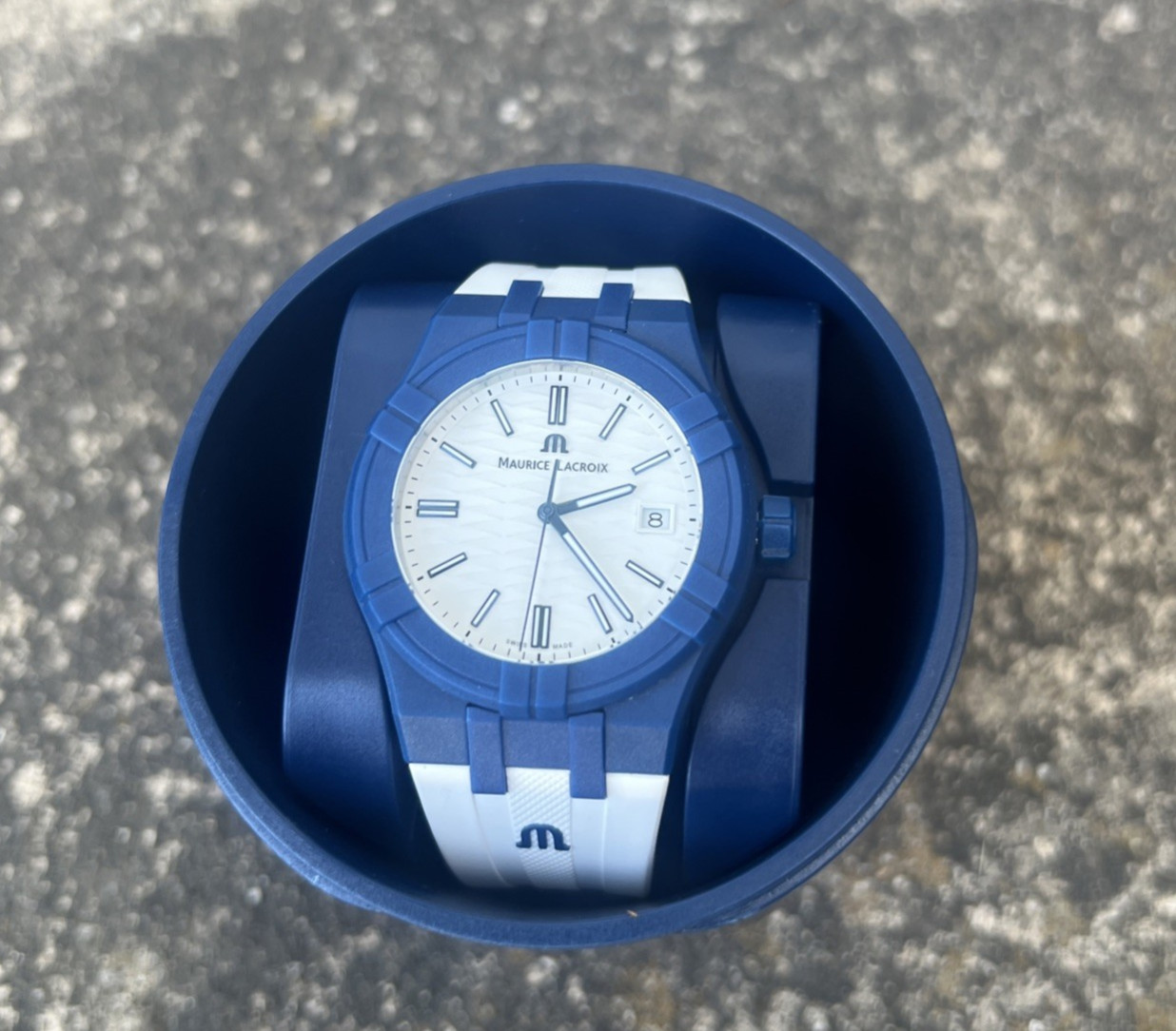 Maurice Lacroix Aikon Tide Full Set! AI2008-BBB11-300-0