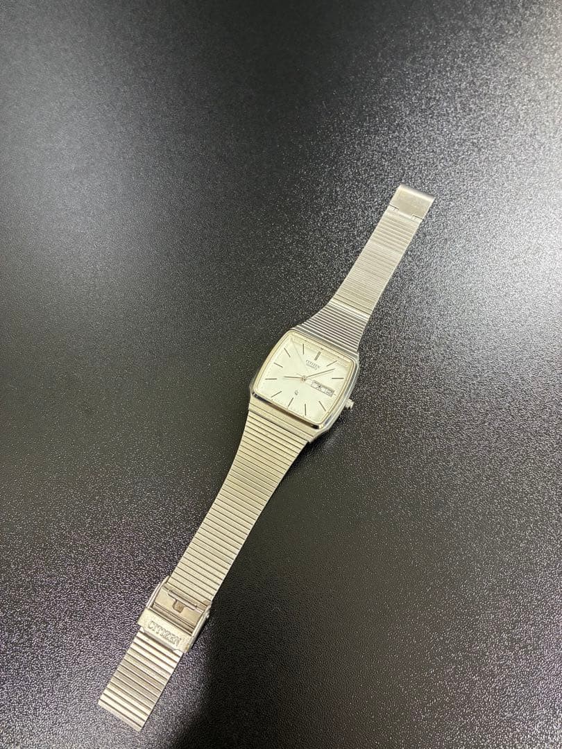 CITIZEN QUARTZ Men’s Vintage Watch (Junk Item)