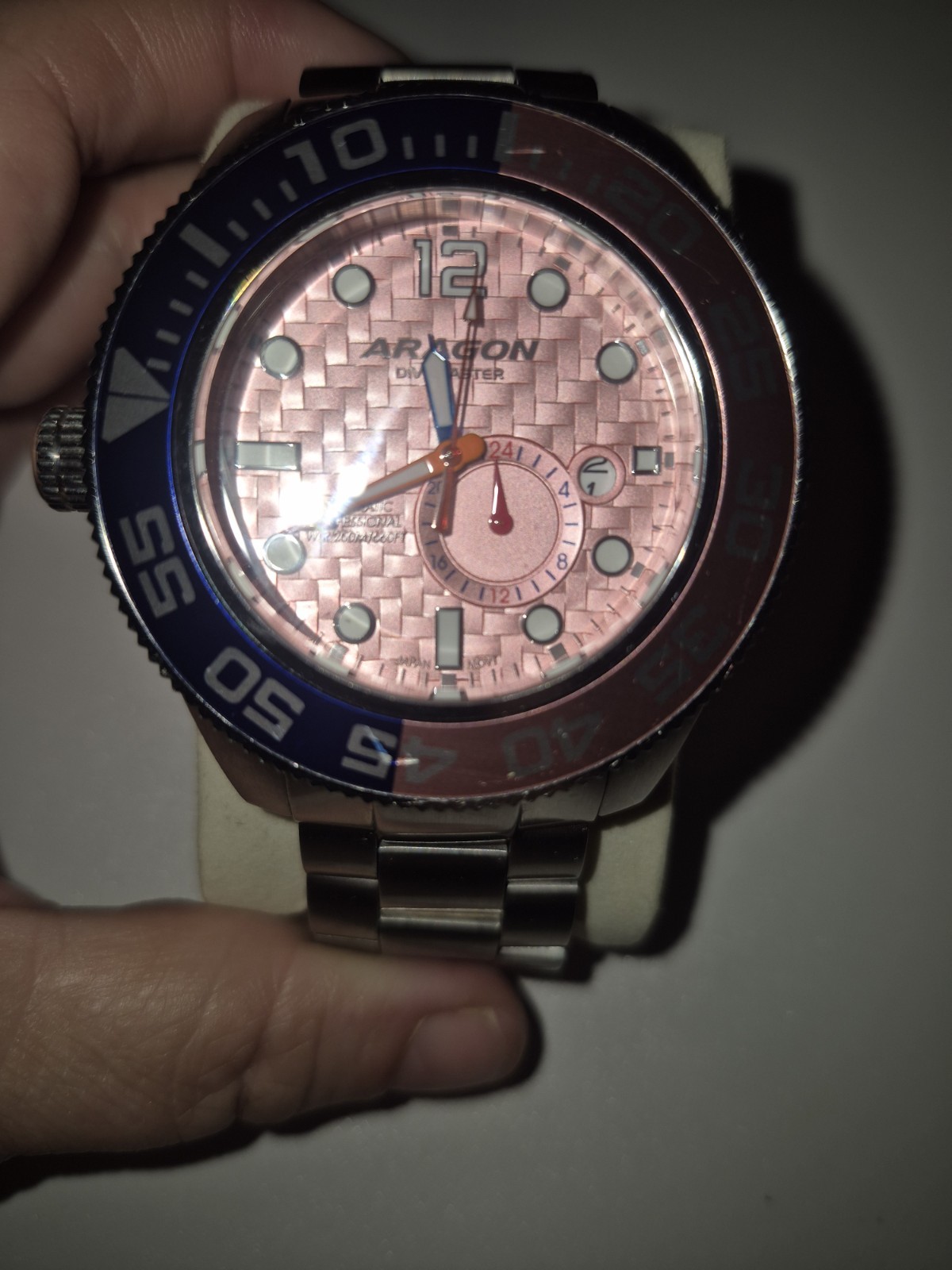 Aragon Divemaster NH37 45m Automatic Watch Limited Ed Pink Dial