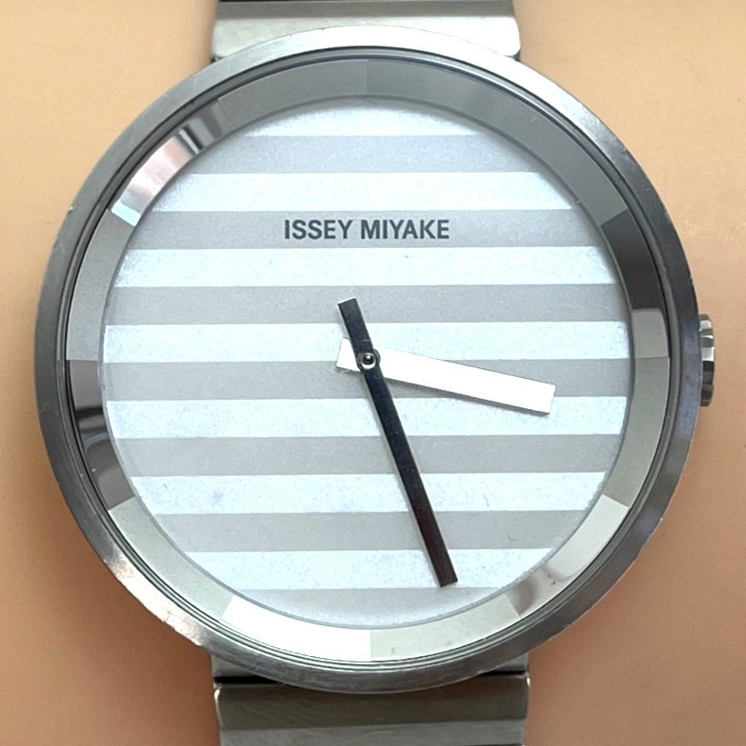 Seiko Issey Miyake PLEASE Jasper Morrison White Dial Qz Japan Watch SS Band#307B