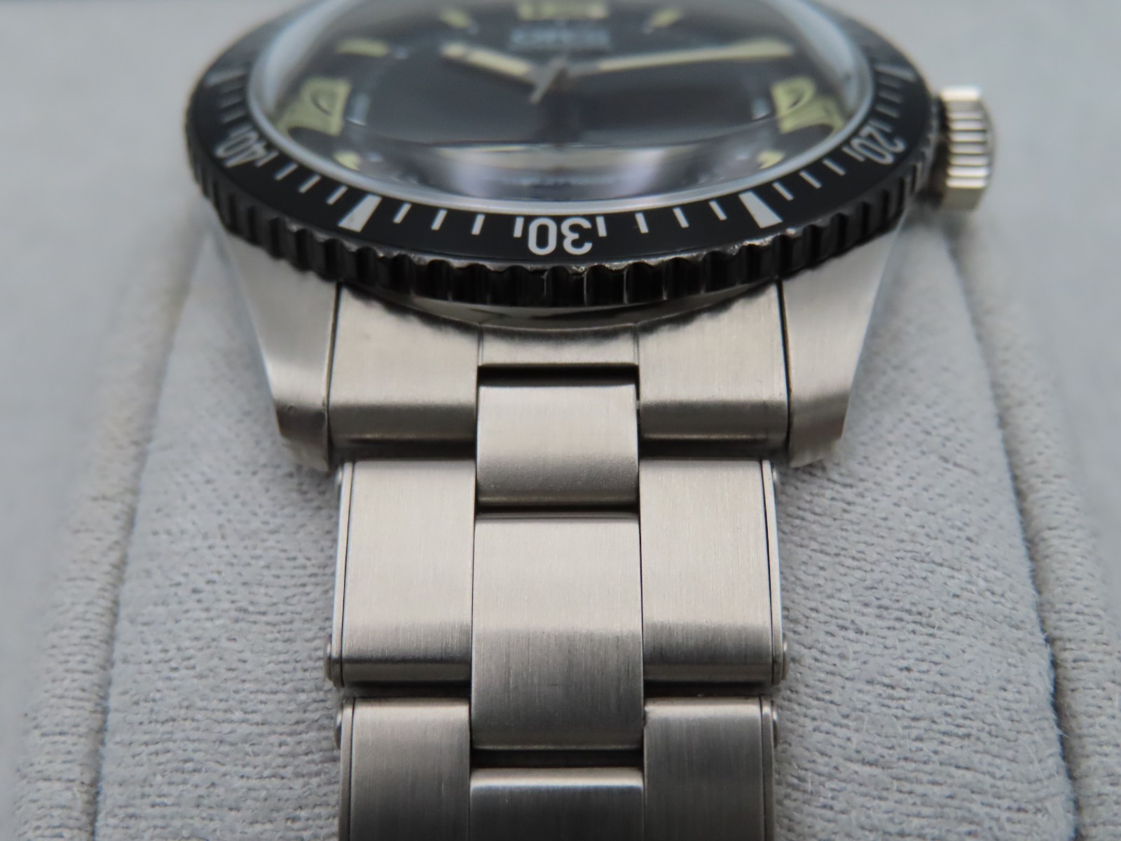 Oris Divers Sixty-Five Black Dial 01 773 7720 4055 Men’s 40mm Wristwatch