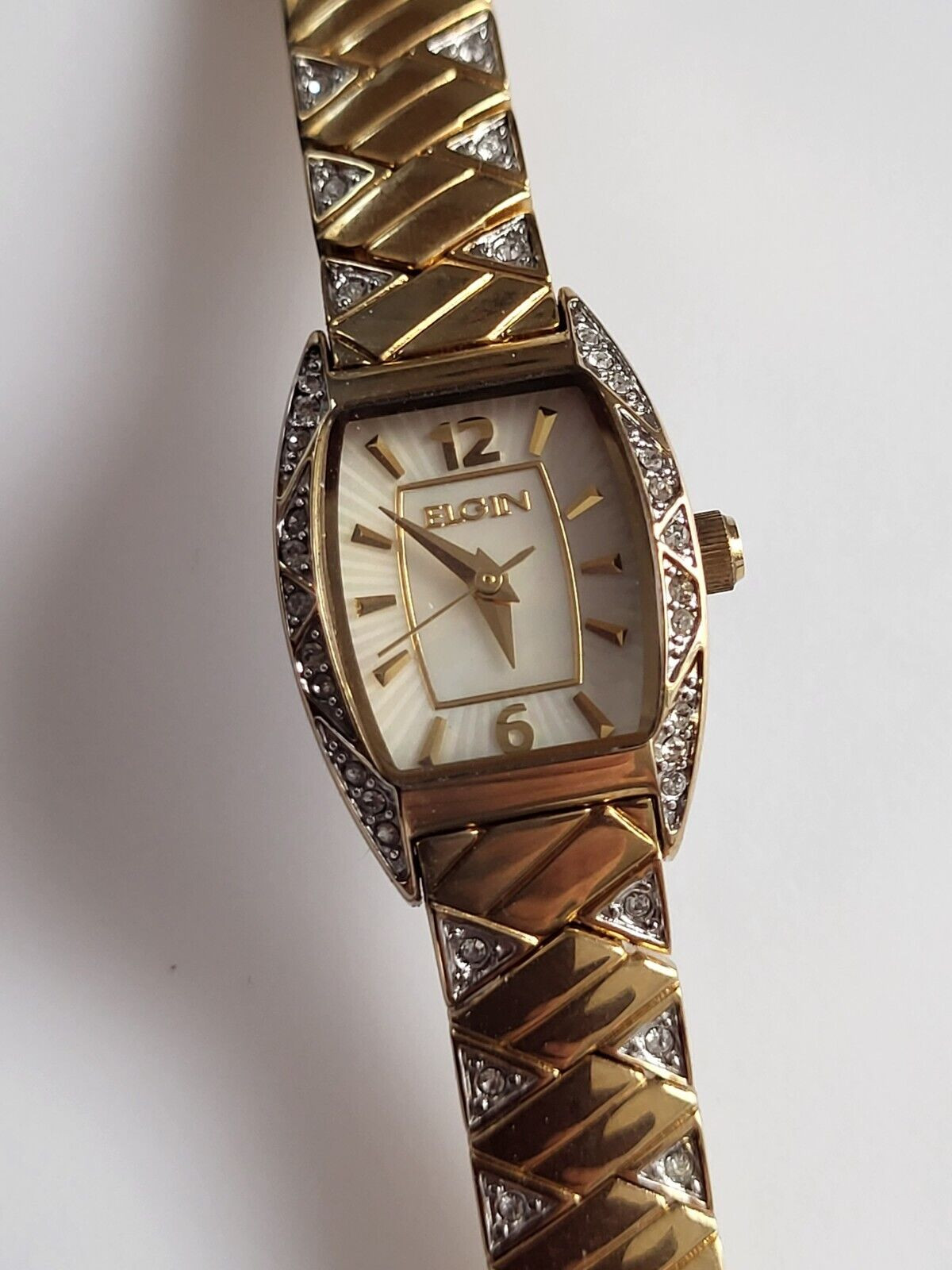 Vintage Elgin Woman’s Watch EG571 Gold Tone, Austrian Crystals, Jewelry Clasp