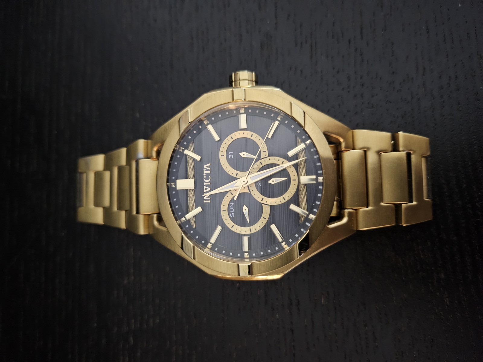 Invicta Watch Gold Tone.