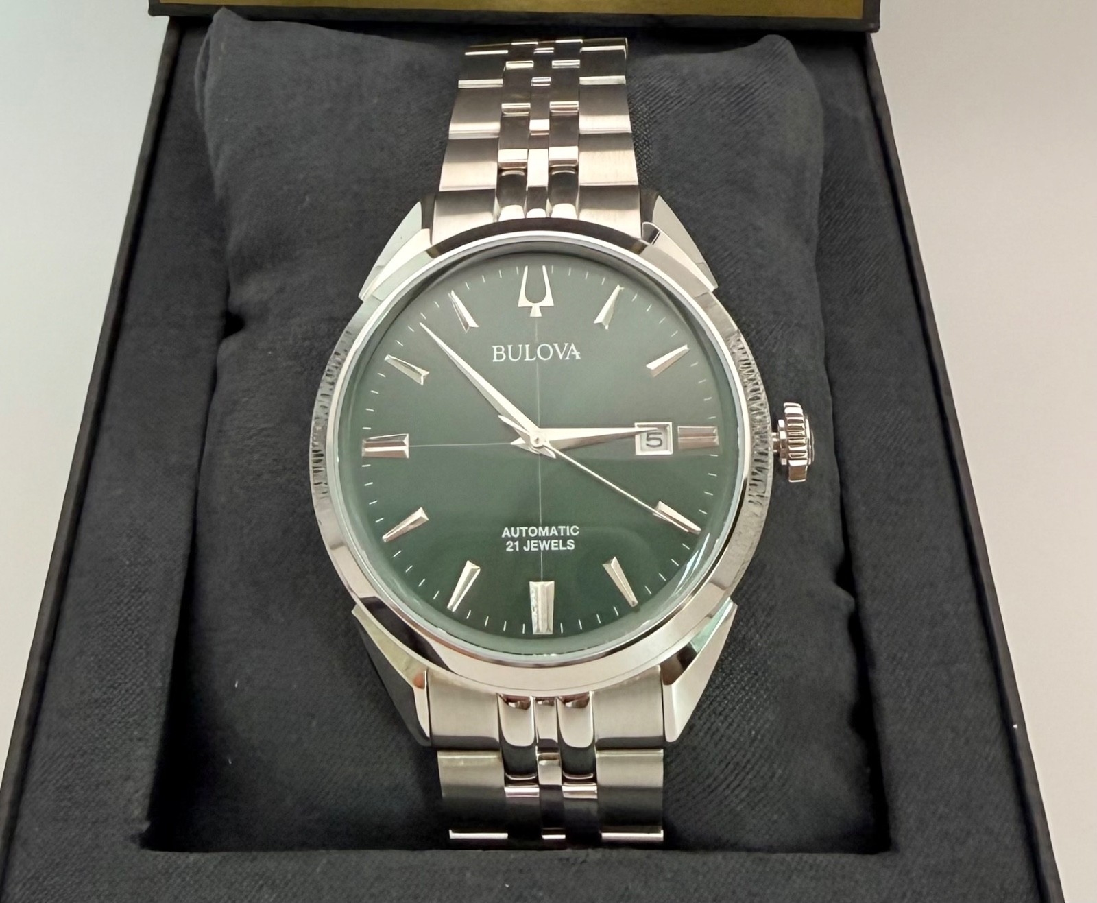 Bulova 96B424 Classic Sutton Stainless Steel Automatic Men’s Watch 41mm