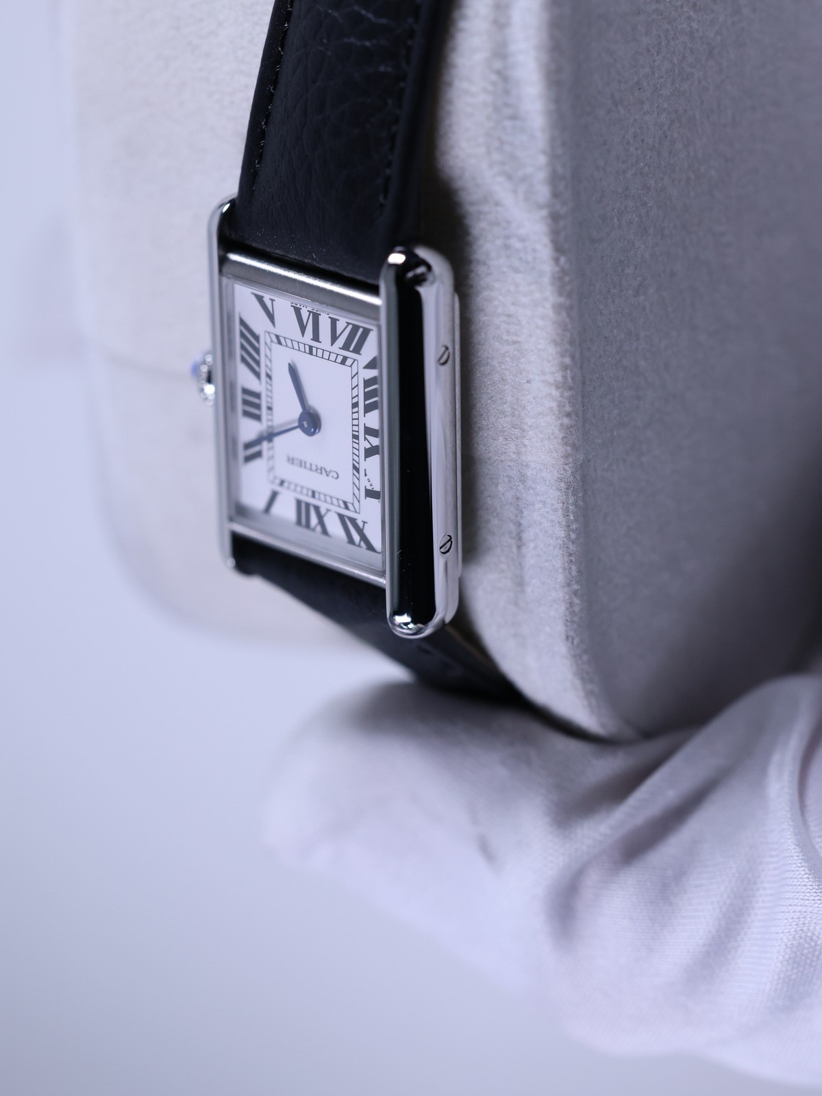 Cartier Tank Must SM WSTA0135 29.5mm Silver Dial Full Set New