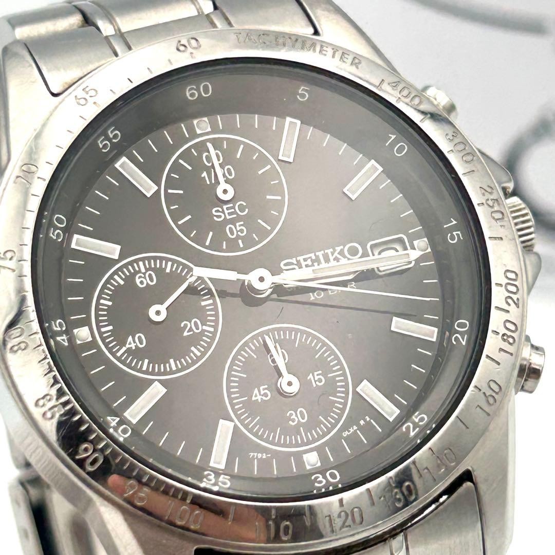 SEIKO Chronograph Quartz Watch Navy Dial Silver Strap 38mm Collectible