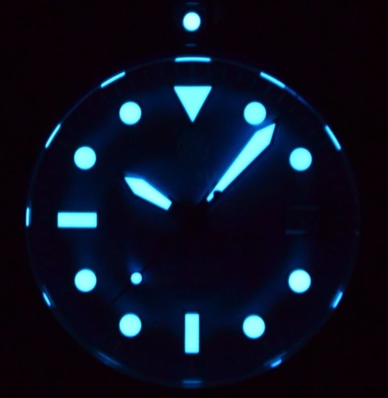 Deep Blue PRO DIVER 200 42.5MM AUTO DIVE WATCH- BLUE SANDSTONE DIAL -NEW
