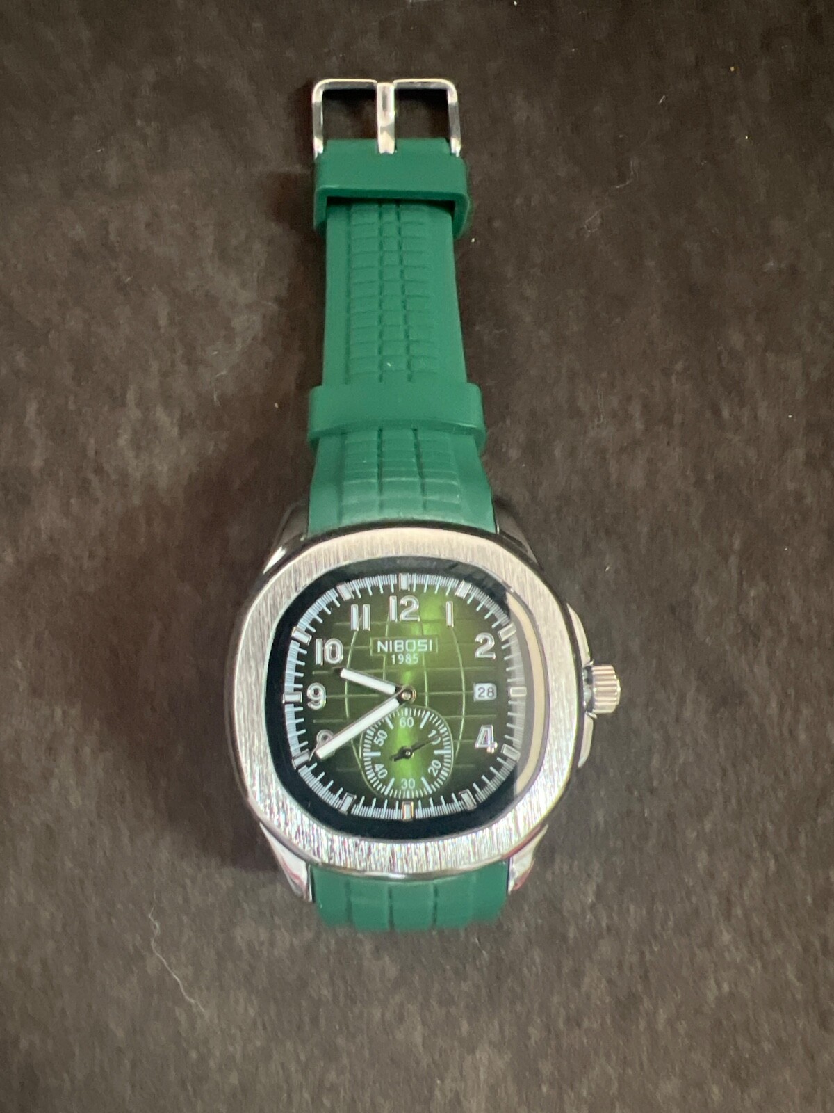 42MM NIBOSI Men’s Quartz “Nautilus” Chronograph Watch Silicone Waterproof Diver