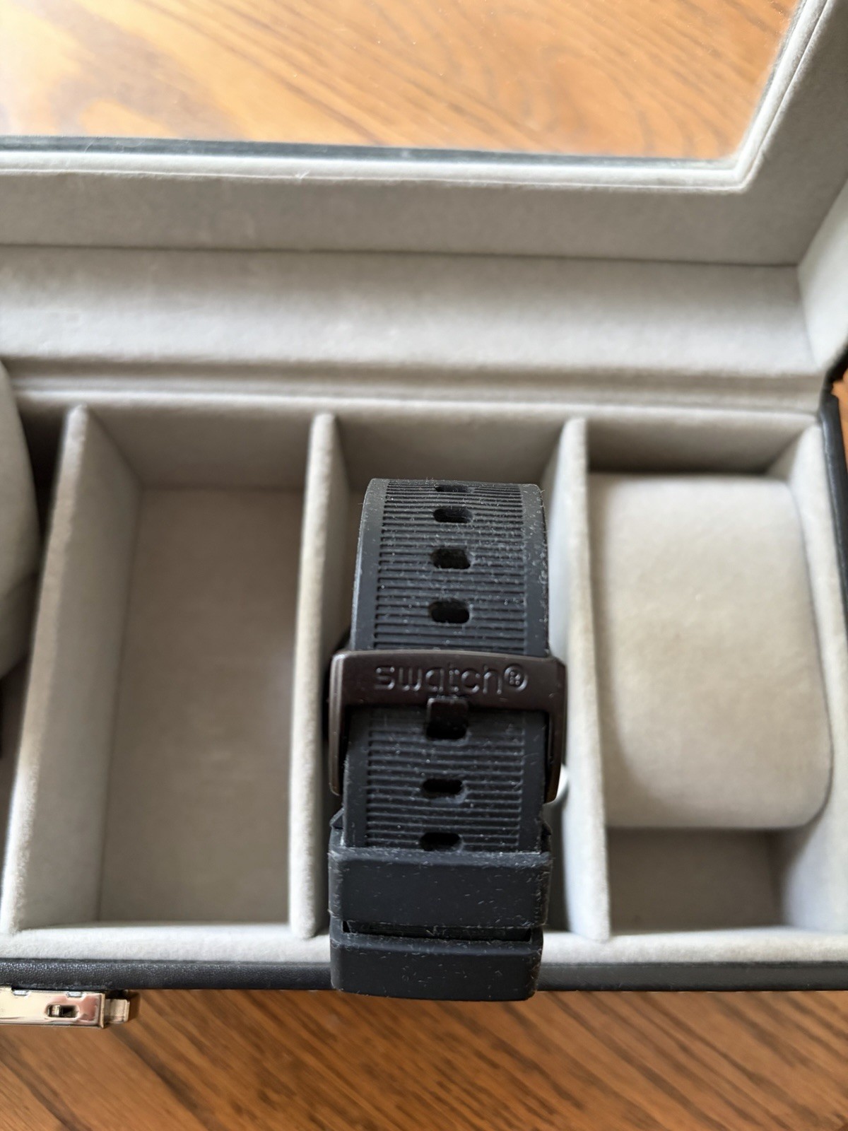 Swatch BIG BOLD “FUTURISTIC BLACK” Model: SO27B119 Collection: BIG BOLD EX