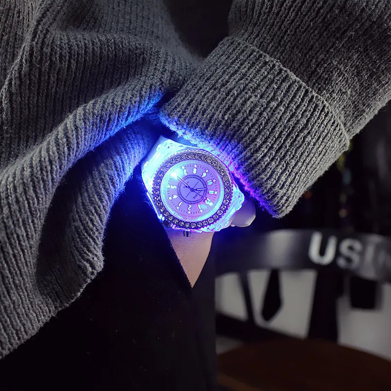 Kids Adult LED Light Flash Luminous Fashion Rhinestone Silicone Wrist Watch