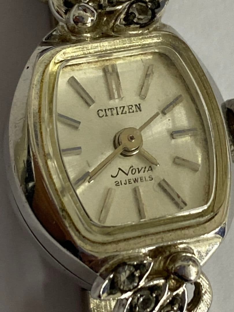 Vintage CITIZEN Novia watch with 21 jewels
