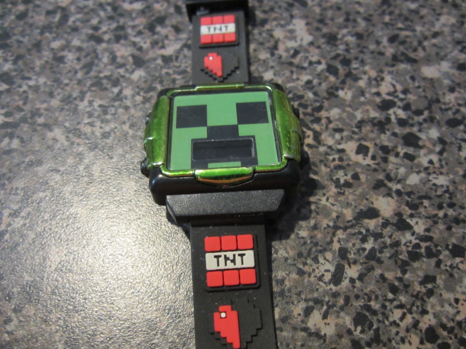 Minecraft Watch – Digital – Needs Battery – Black/Green – Square